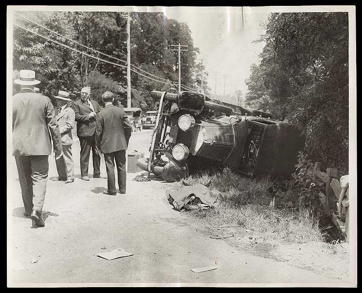 William Fox's Car Accident Original Wire Photograph