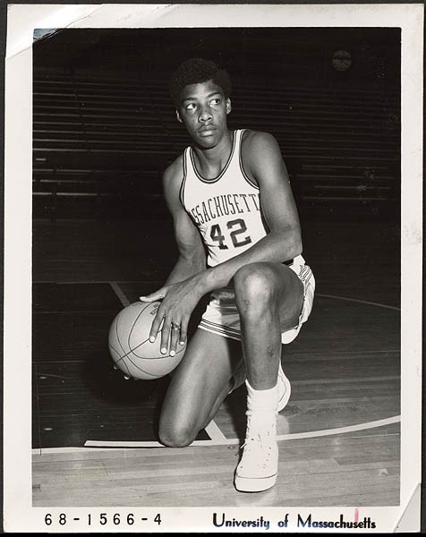 Julius Erving Original Wire Photograph from College