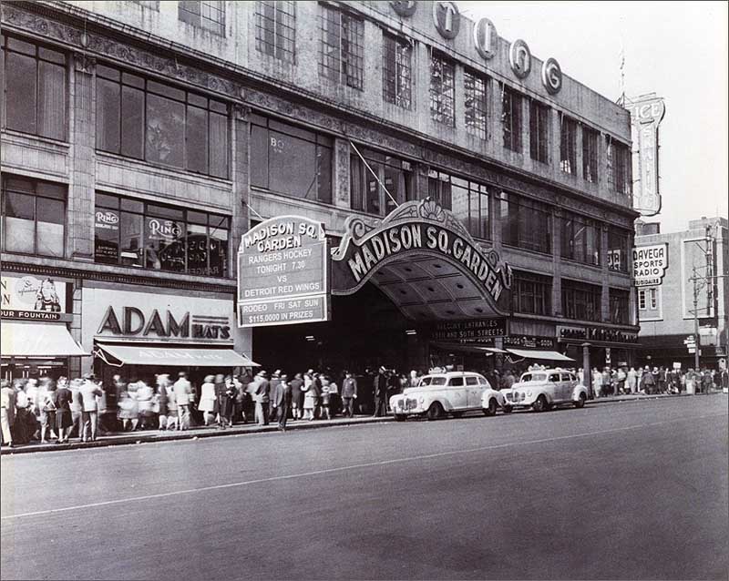 Madison Square Garden III (1925-1968) Vintage Photograph (20 X 16)
