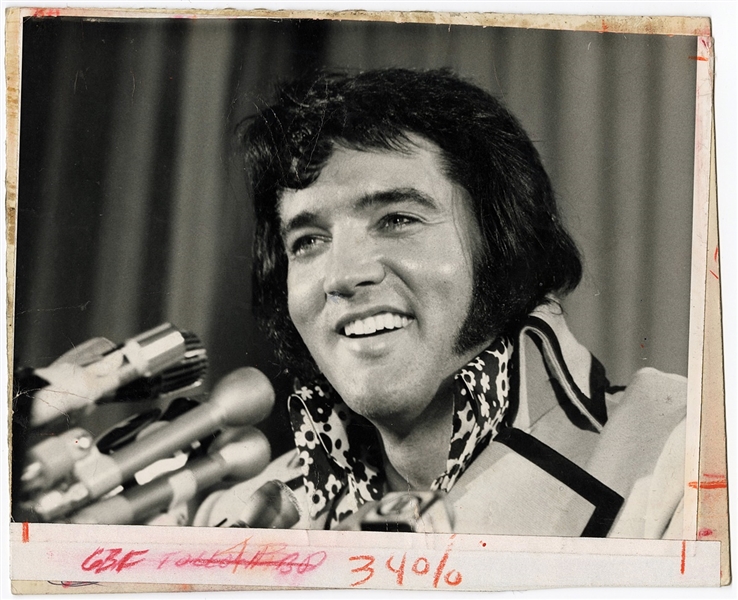 Elvis Presley Original Wire Stamped Photograph